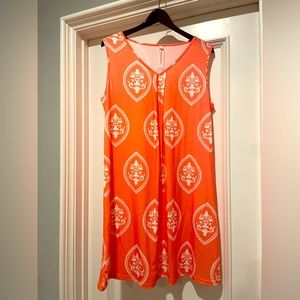 Orange and white dress. Brand new with tags. Size: Large.